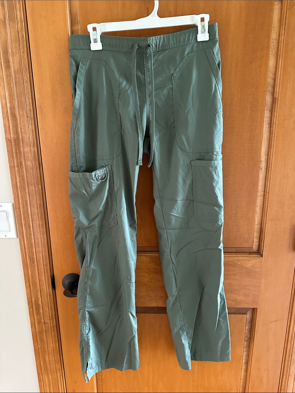 Cherokee Authentic Workwear Scrub Women's Cargo Pants in Olive Green
